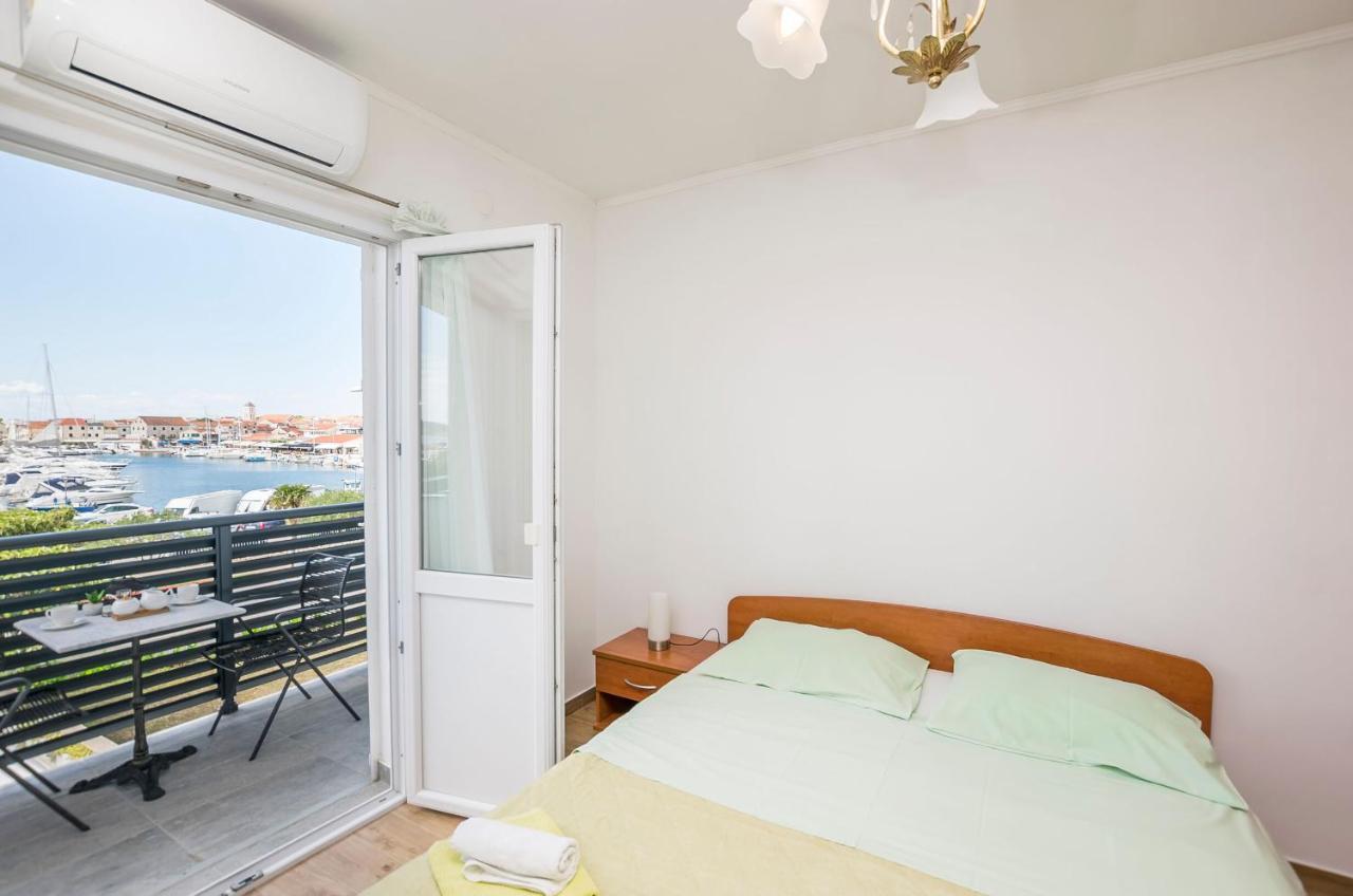Apartments And Rooms Mare Vodice Zewnętrze zdjęcie