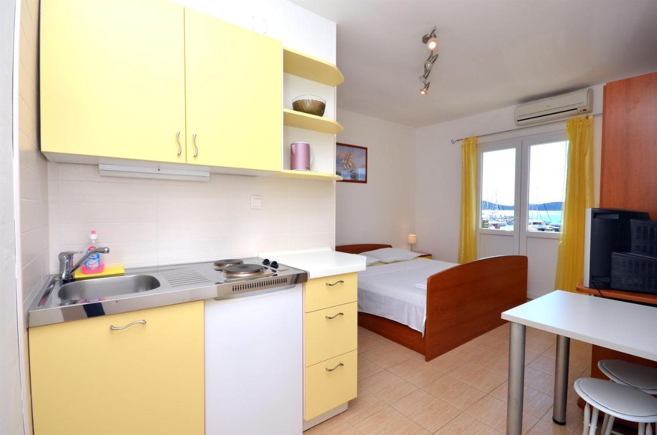 Apartments And Rooms Mare Vodice Zewnętrze zdjęcie