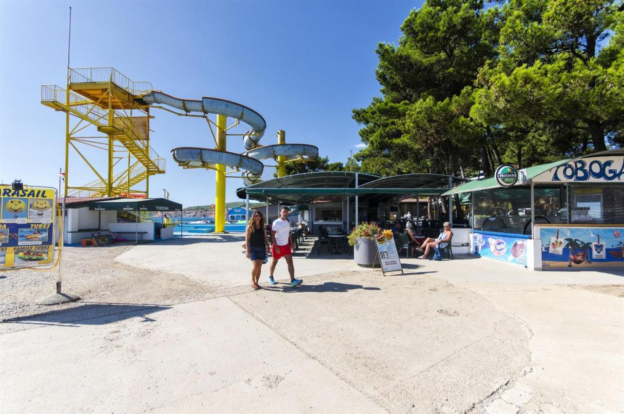 Apartments And Rooms Mare Vodice Zewnętrze zdjęcie